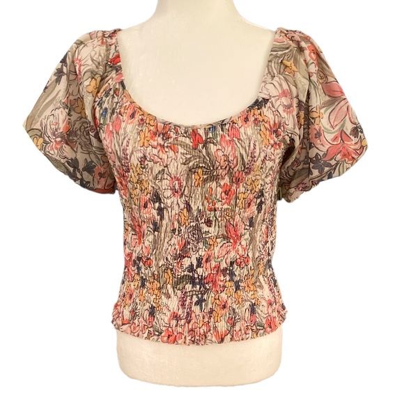 Anthropologie Aurelia Smocked Floral Puff Sleeve Cropped Crinkle Top - S - Picture 3 of 14